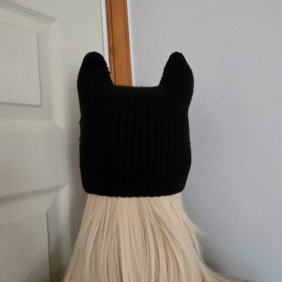 SPIKE Cat Ears Studded Knit Beanie Hat Woman's Size OS - Picture 5 of 9